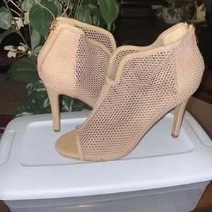 Mesh/see through 5in heel